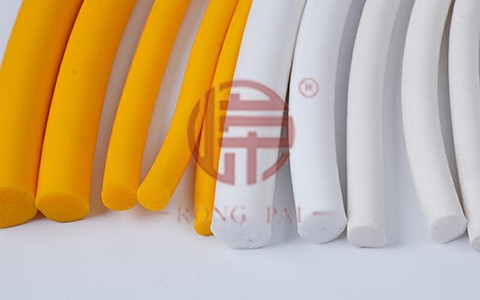 硅膠密封條在高溫的情況還能保持密封嗎？-常州嶸牌橡塑制品有限公司